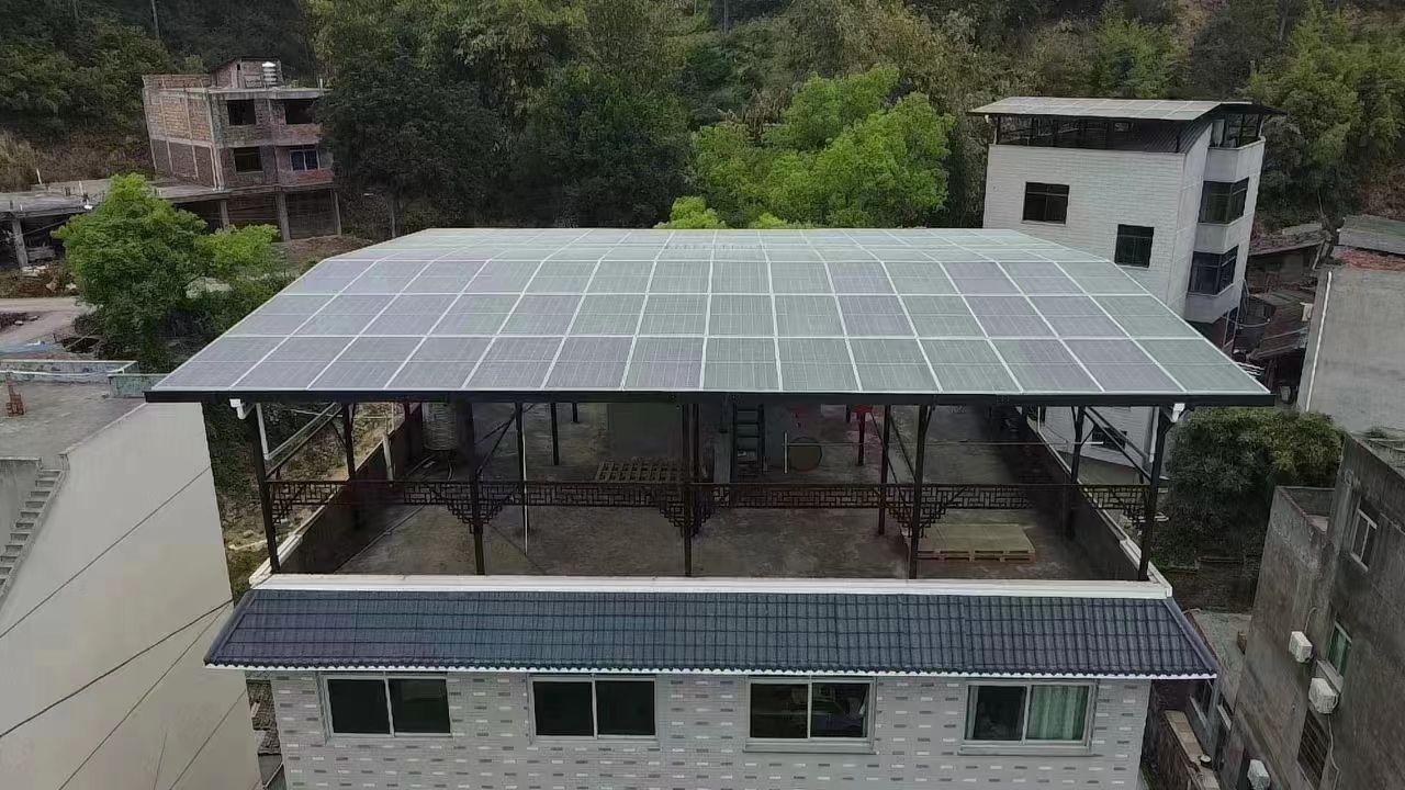 青岛15kw+10kwh自建别墅家庭光伏储能系统